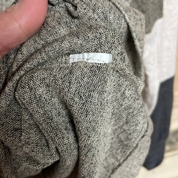 Bryon Bay size large color block terrycloth soft brush long sleeve top - Picture 5 of 6